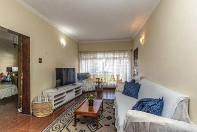 Casa, 4 quartos, 195 m² - Foto 1