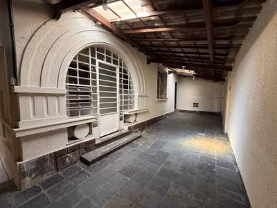 Casa, 1 quarto, 237 m² - Foto 1