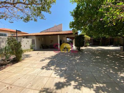 Casa, 3 quartos, 305 m² - Foto 1