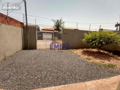 Casa, 2 quartos, 81 m² - Foto 1
