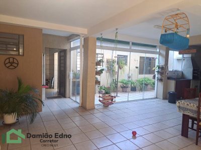 Casa, 4 quartos, 290 m² - Foto 2