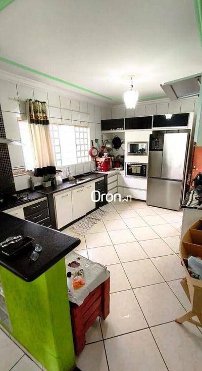 Casa, 3 quartos, 269 m² - Foto 4