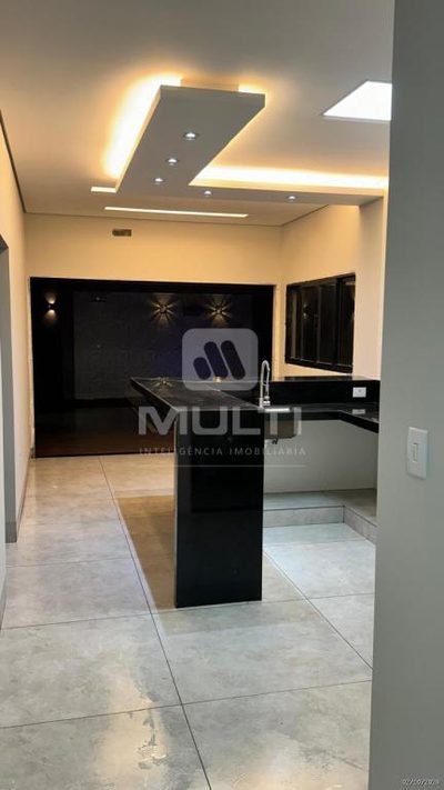 Casa, 3 quartos, 170 m² - Foto 1