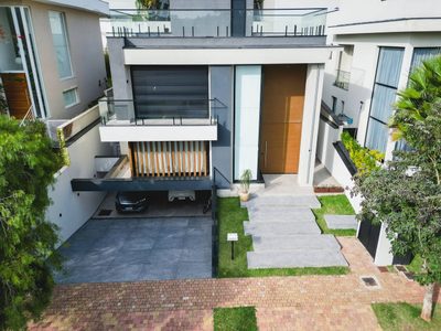 Casa, 4 quartos, 386 m² - Foto 1