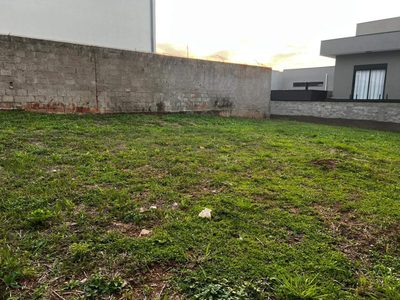 Terreno, 300 m² - Foto 1