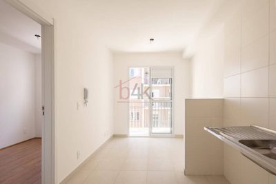 Apartamento, 1 quarto, 28 m² - Foto 2