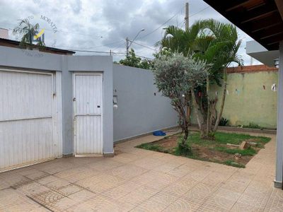 Casa, 3 quartos, 252 m² - Foto 2