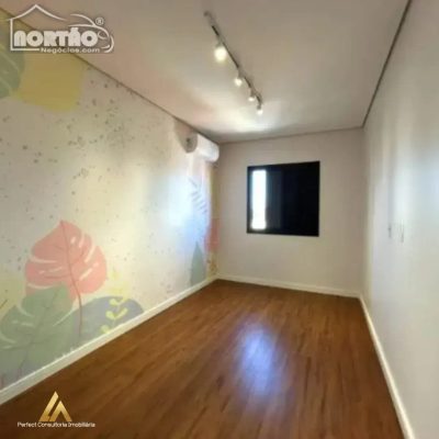 Casa, 3 quartos, 65 m² - Foto 2