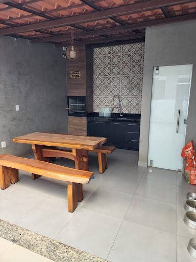 Casa, 3 quartos, 164 m² - Foto 1