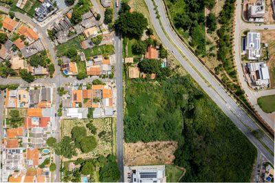 Loteamento e Condomínio, 2470 m² - Foto 2