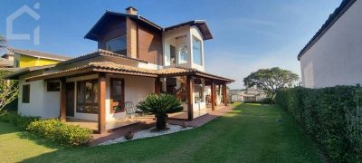 Casa, 3 quartos, 268 m² - Foto 1