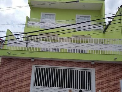 Sobrado, 3 quartos, 210 m² - Foto 1