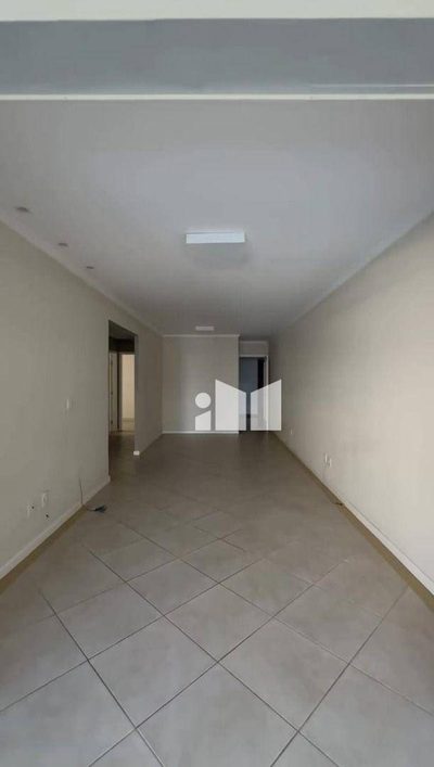 Apartamento, 3 quartos, 130 m² - Foto 3