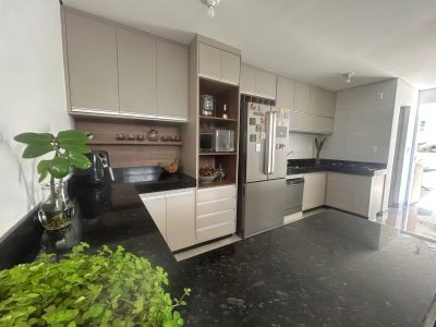 Casa, 3 quartos, 92 m² - Foto 1