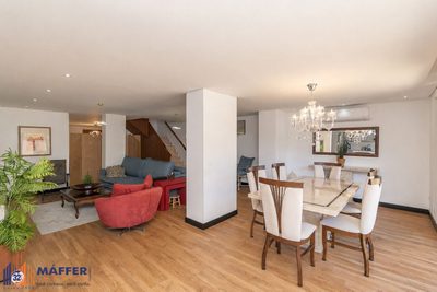 Casa, 3 quartos, 250 m² - Foto 1