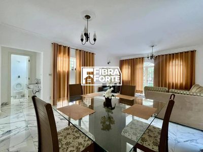 Casa, 4 quartos, 186 m² - Foto 1