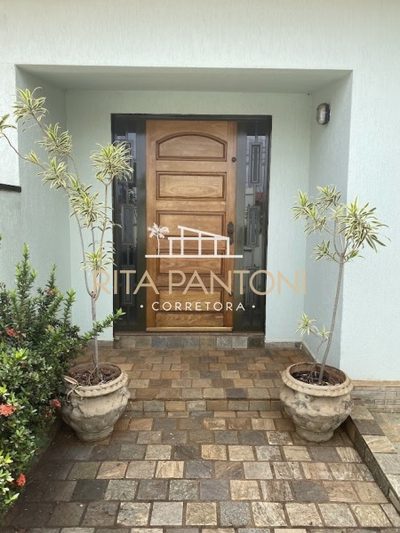 Casa, 5 quartos, 245 m² - Foto 2