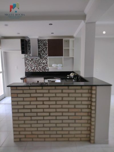 Sobrado, 3 quartos, 213 m² - Foto 1