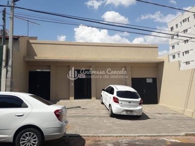 Casa, 3 quartos, 169 m² - Foto 1