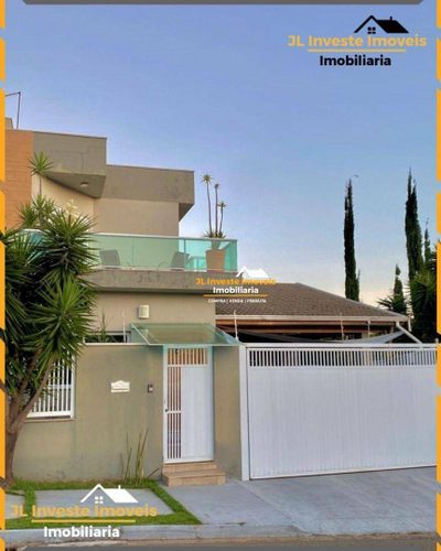Casa, 4 quartos, 259 m² - Foto 1