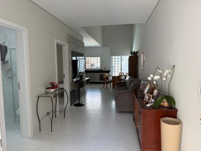 Casa, 3 quartos, 180 m² - Foto 3