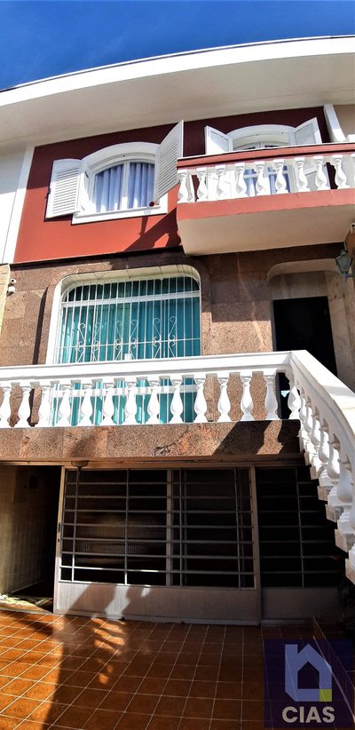 Sobrado, 3 quartos, 207 m² - Foto 1