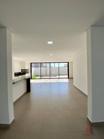 Casa, 3 quartos, 240 m² - Foto 4
