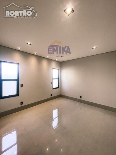 Casa, 3 quartos, 217 m² - Foto 5
