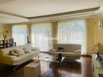 Casa, 3 quartos, 275 m² - Foto 1