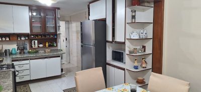 Sobrado, 3 quartos, 198 m² - Foto 2