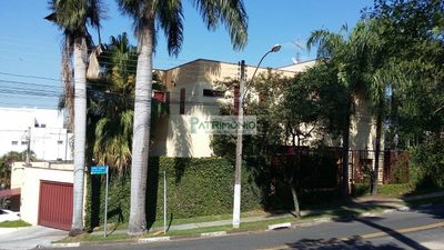 Casa, 4 quartos, 239 m² - Foto 1