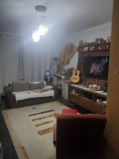 Casa, 2 quartos, 180 m² - Foto 1