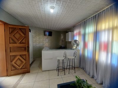 Casa, 5 quartos, 220 m² - Foto 2