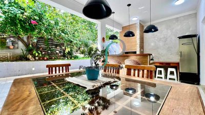 Casa, 3 quartos, 222 m² - Foto 1
