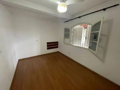 Casa, 3 quartos, 96 m² - Foto 4