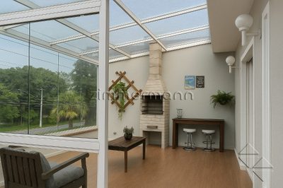 Casa, 4 quartos, 202 m² - Foto 1