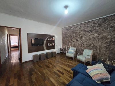 Casa, 3 quartos, 197 m² - Foto 2
