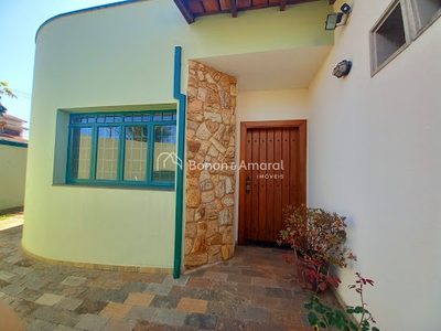 Casa, 4 quartos, 303 m² - Foto 2