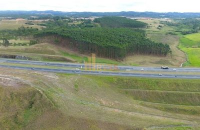 Terreno, 25 hectares - Foto 1