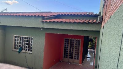 Casa, 2 quartos, 180 m² - Foto 1