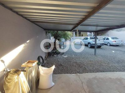 Casa, 3 quartos, 215 m² - Foto 2