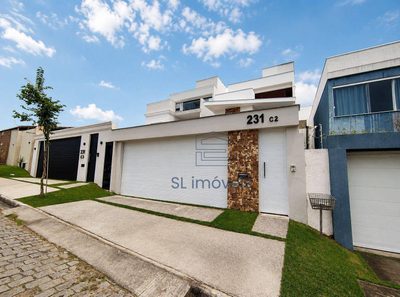 Casa, 4 quartos, 210 m² - Foto 1