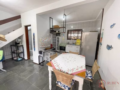 Casa, 2 quartos, 61 m² - Foto 1