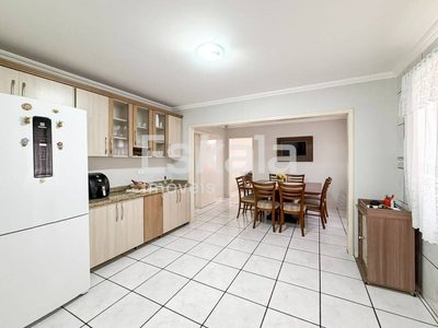 Casa, 4 quartos, 223 m² - Foto 3