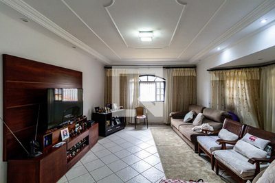 Casa, 3 quartos, 295 m² - Foto 4