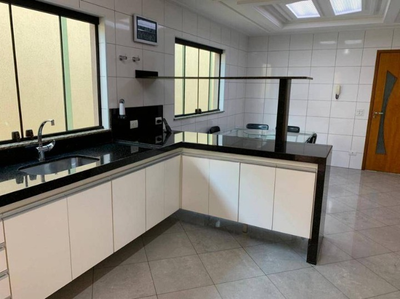 Sobrado, 3 quartos, 204 m² - Foto 5