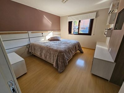 Casa, 3 quartos, 223 m² - Foto 4