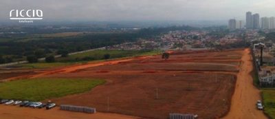 Terreno, 381 m² - Foto 1