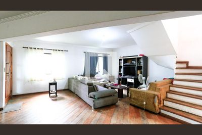 Casa, 4 quartos, 230 m² - Foto 1
