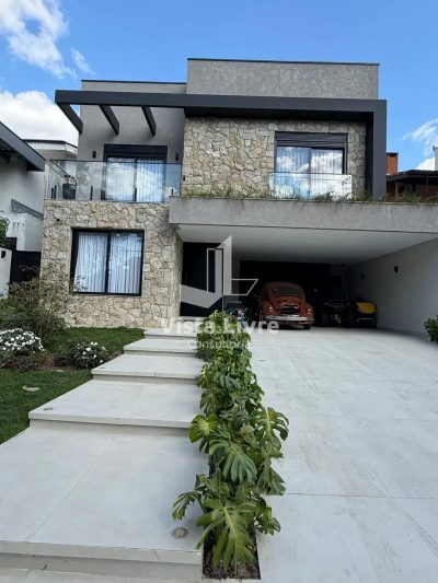 Casa, 4 quartos, 340 m² - Foto 1